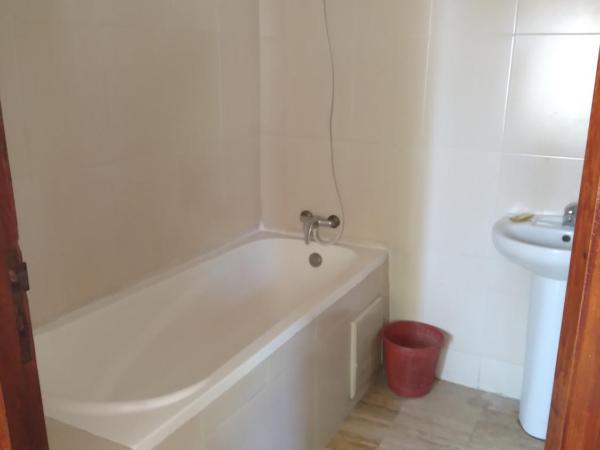 SINGAPOUR MAROC : photo 1 de la chambre chambre simple avec salle de bains privative