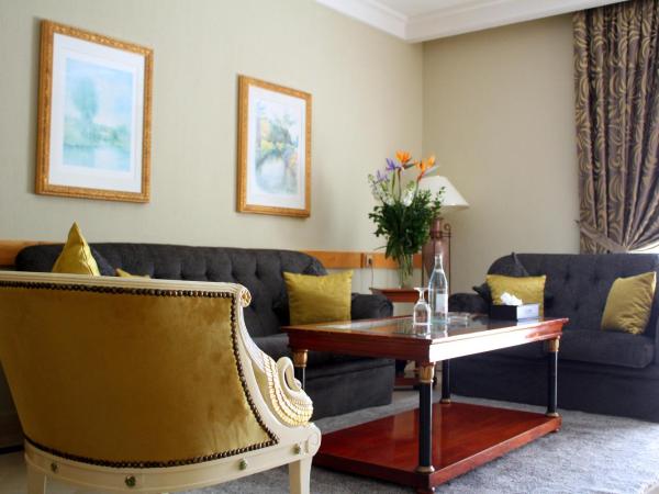 Golden Carthage Hotel Tunis : photo 6 de la chambre suite lit king-size