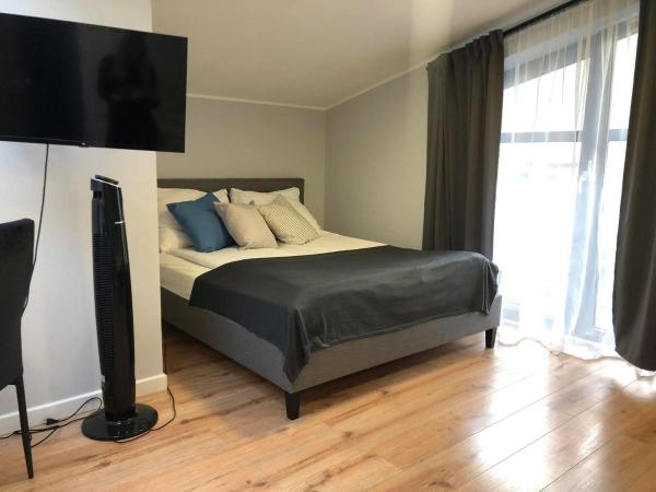 Przystanek Sopot Plaża : photo 1 de la chambre chambre familiale avec salle de bains privative