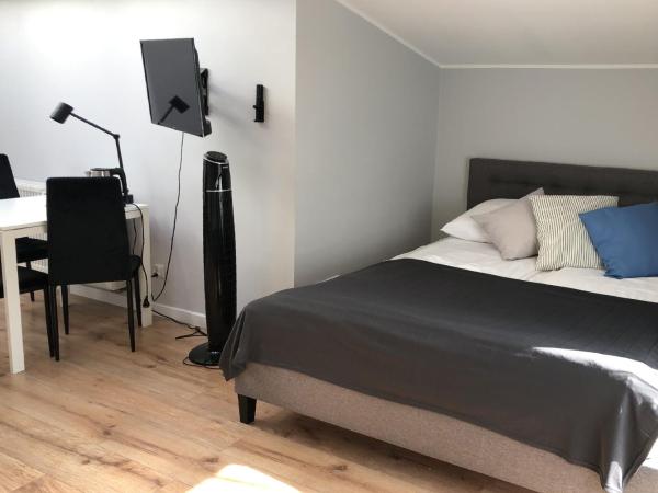 Przystanek Sopot Plaża : photo 2 de la chambre chambre familiale avec salle de bains privative