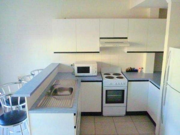 Mango Tree Holiday Apartments : photo 7 de la chambre villa 2 chambres :