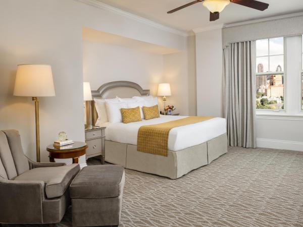 Warwick Melrose Hotel : photo 2 de la chambre chambre lit king-size classique