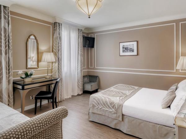 Hotel Nuovo Teson : photo 7 de la chambre chambre triple