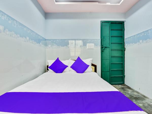 SPOT ON Gayatri Comforts : photo 6 de la chambre chambre double standard avec ventilateur