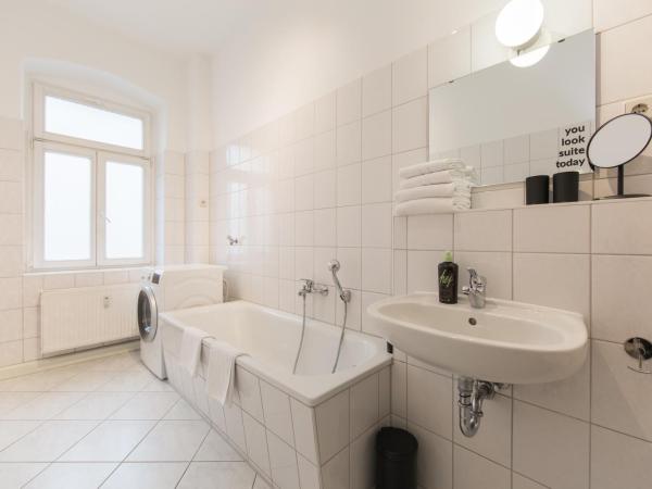 limehome Dresden Jordanstraße : photo 5 de la chambre suite 2 chambres avec balcon