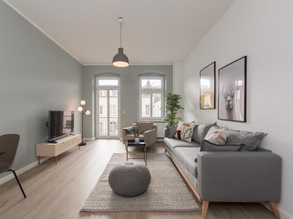 limehome Dresden Jordanstraße : photo 3 de la chambre suite 2 chambres avec balcon