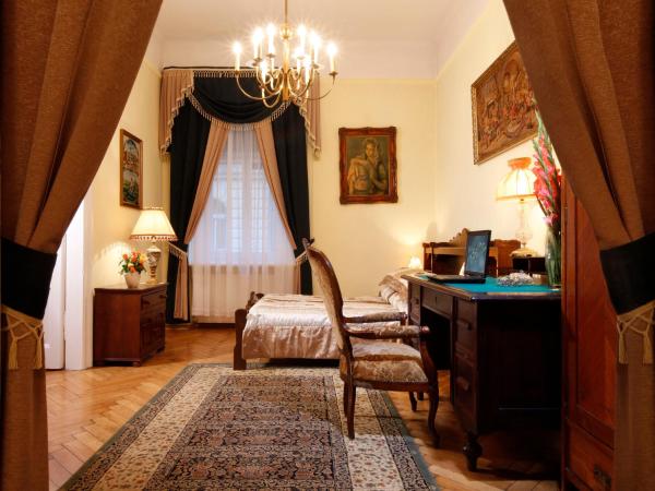 Hotel Europejski : photo 4 de la chambre appartment de luxe 2 chambres