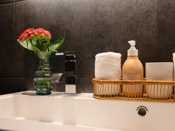 LOFT 188 Luxury Apartment Hotel : photo 2 de la chambre loft