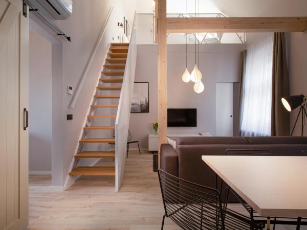 OREA Place Seno : photo 2 de la chambre appartement en duplex