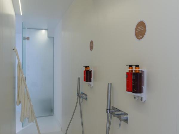 Hotel California Urban Beach - Adults Only : photo 8 de la chambre suite d