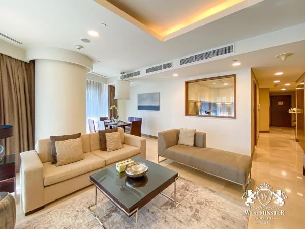 Westminster Dubai Mall : photo 7 de la chambre hébergement 3 chambres - vue complète sur fontaine et burj khalifa