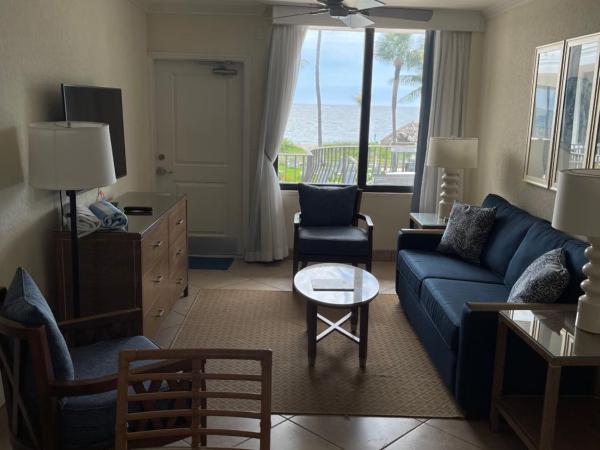 High Noon Beach Resort : photo 2 de la chambre appartement - vue sur mer