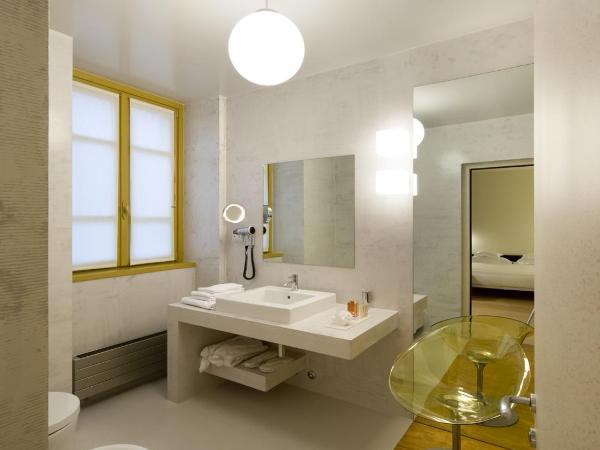 Petronilla - Hotel In Bergamo : photo 3 de la chambre chambre triple deluxe