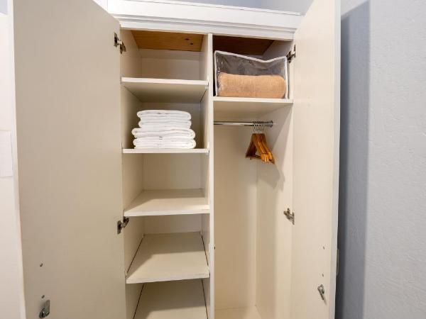 The Urban : photo 4 de la chambre chambre simple avec salle de bains commune