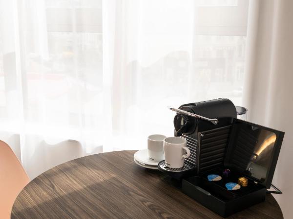 B&B HOTEL Antwerpen Centrum : photo 4 de la chambre chambre double supérieure