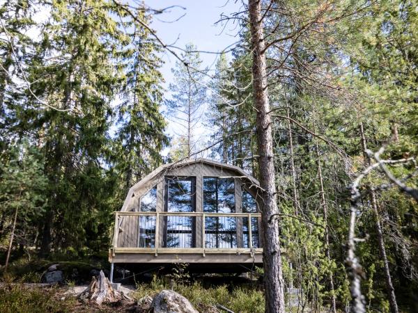 Haltia Lake Lodge nature boutique hotel & glamping : photo 3 de la chambre glamping dans un lodge