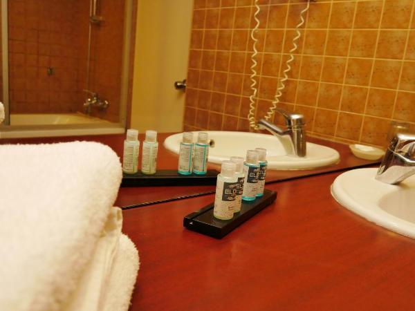 TALEN OTEL : photo 1 de la chambre chambre triple supérieure