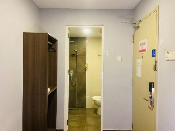 Asia Like Boutique Hotel : photo 9 de la chambre standard single (no window)