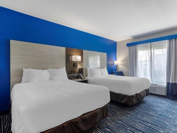 Comfort Inn & Suites : photo 1 de la chambre chambre standard avec 2 lits queen-size - non-fumeurs 