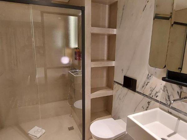 The Convo Porto Hotel & Apartment : photo 2 de la chambre chambre double ou lits jumeaux supérieure avec terrasse