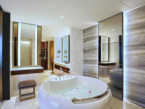 Crowne Plaza Hangzhou Qiantang - The subway can reach the West Lake scenic area as well as the airport and high-speed rail station, adjacent to Jinsha Lake and Longfor paradise walk : photo 3 de la chambre chambre premium