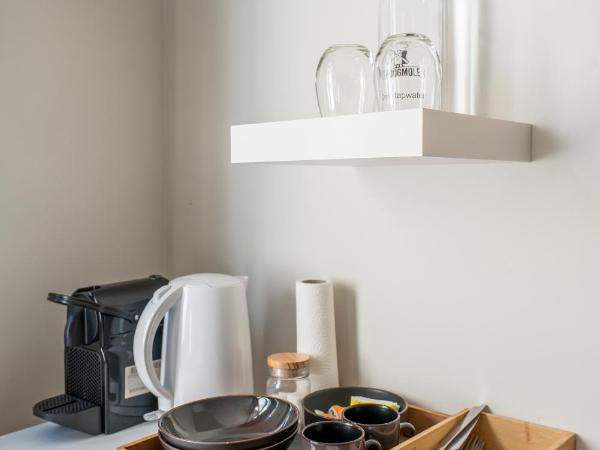 De Hoogmolen - 3 mins from the city centre : photo 2 de la chambre chambre lit king-size