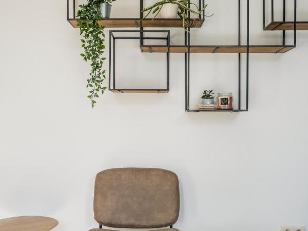 De Hoogmolen - 3 mins from the city centre : photo 4 de la chambre chambre lit king-size