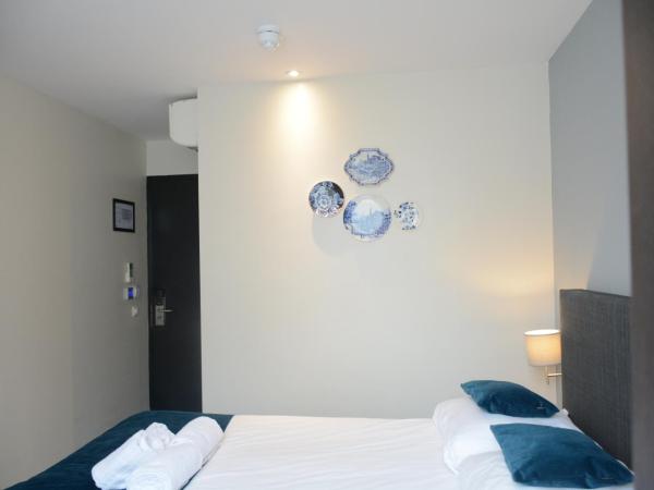 NL Hotel District Leidseplein : photo 3 de la chambre petite chambre double - vue sur canal