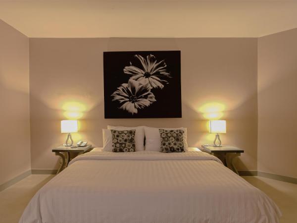 Hotel Tropicana Pattaya : photo 8 de la chambre suite junior premier