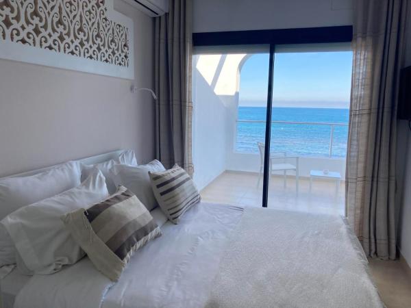 Dar Corniche La Marsa (Adults Only) : photo 1 de la chambre hébergement yasmin - vue sur mer