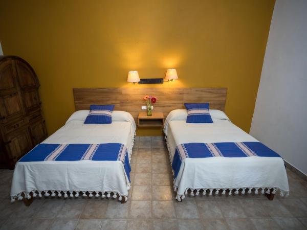 Parador San Agustin : photo 2 de la chambre chambre double avec 2 lits doubles