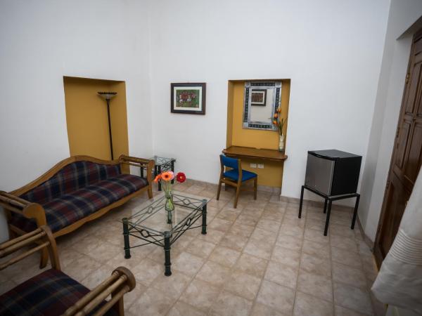 Parador San Agustin : photo 2 de la chambre suite