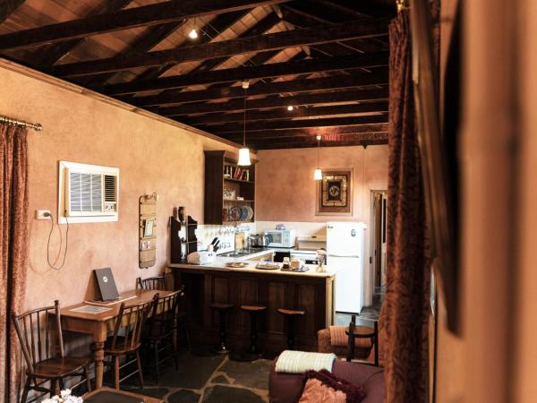 Buxton Manor : photo 2 de la chambre cottage 2 chambres avec baignoire spa - paprika