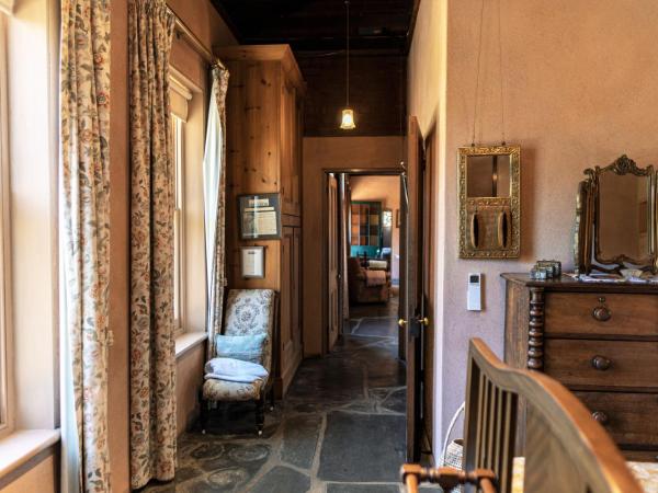 Buxton Manor : photo 8 de la chambre cottage 2 chambres avec baignoire spa - paprika