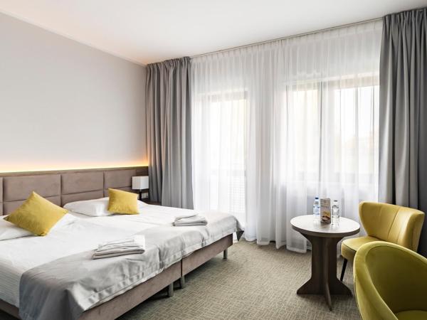 Meet Poznań Hotel : photo 5 de la chambre chambre lit king-size standard