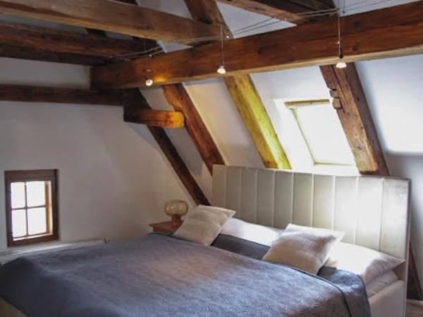 Hotel Svambersky dum : photo 7 de la chambre suite mansardée