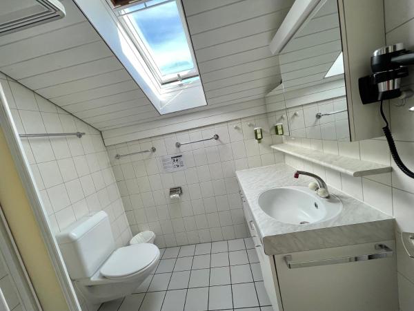 Interlaken Marco Hostel : photo 2 de la chambre chambre double