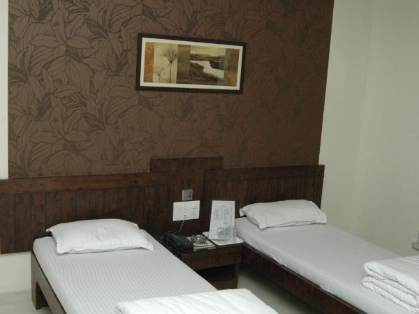 Hotel Causeway, Colaba : photo 4 de la chambre chambre triple exécutive