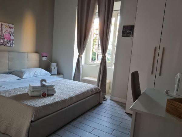 ESPOSITO PLAZA- ROOMS & SUITE : photo 4 de la chambre chambre double