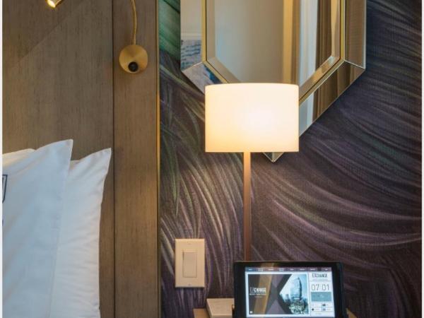 EXchange Hotel Vancouver : photo 1 de la chambre studio lit queen-size de charme - pour 2 personnes maximum