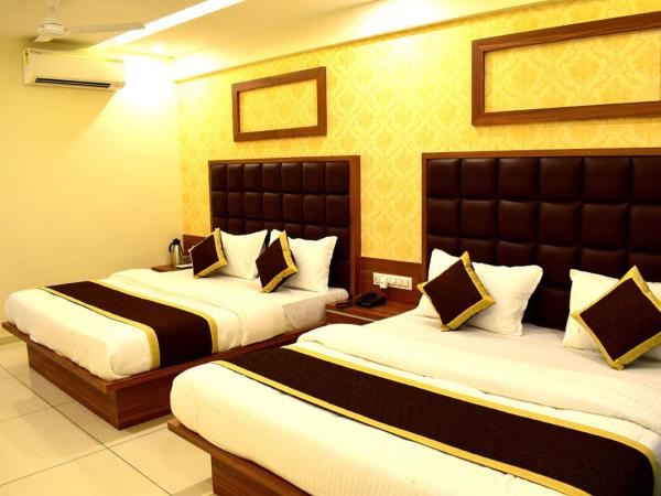 The Royal Square - Sky Stays (Chandkheda) : photo 2 de la chambre suite familiale deluxe