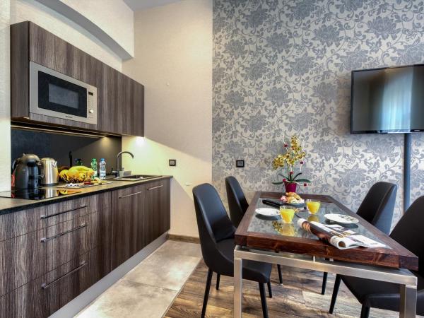 Aparthotel New Lux : photo 10 de la chambre appartement