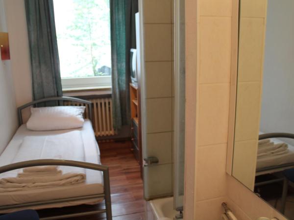 Hotel Lilienhof : photo 2 de la chambre chambre simple auberge