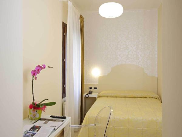 Hotel Adriatico : photo 6 de la chambre chambre simple