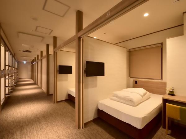 Cabin & Capsule Hotel J-SHIP Osaka Namba : photo 2 de la chambre deluxe cabin room for female