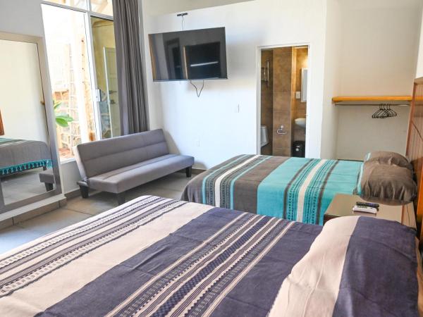 Casa LEONOR : photo 3 de la chambre chambre deluxe avec 2 lits doubles