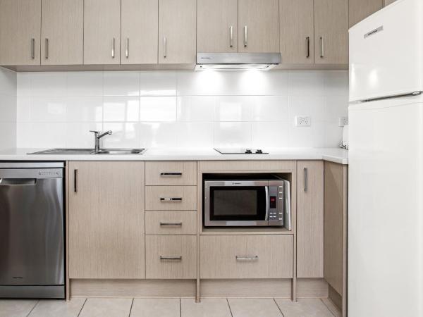 Hume Serviced Apartments : photo 8 de la chambre appartement 2 chambres deluxe (1 lit queen-size et 1 lit double)