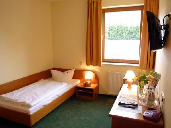 Landhotel Dresden : photo 3 de la chambre chambre simple