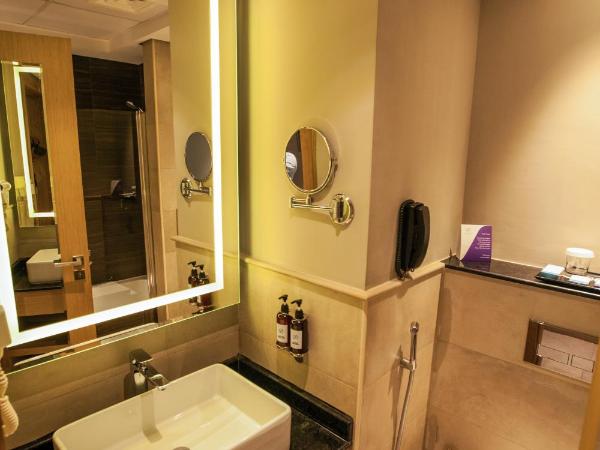 Flora Inn Hotel Dubai Airport : photo 4 de la chambre chambre double ou lits jumeaux premium - navette gratuite à destination de la plage