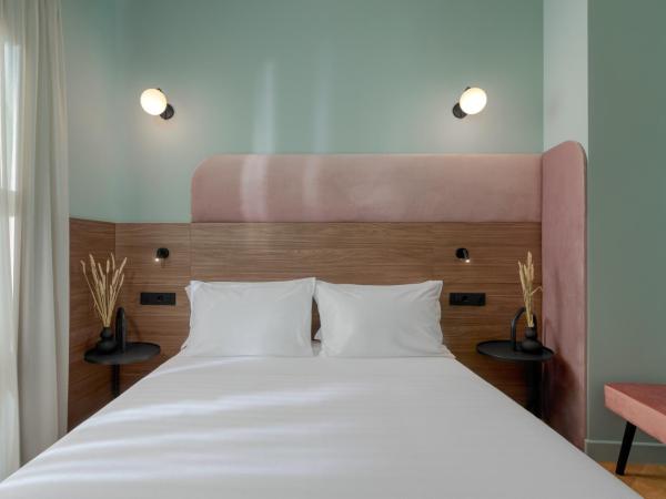 NAIADES the residence ioannina castle : photo 6 de la chambre chambre lit king-size supérieure